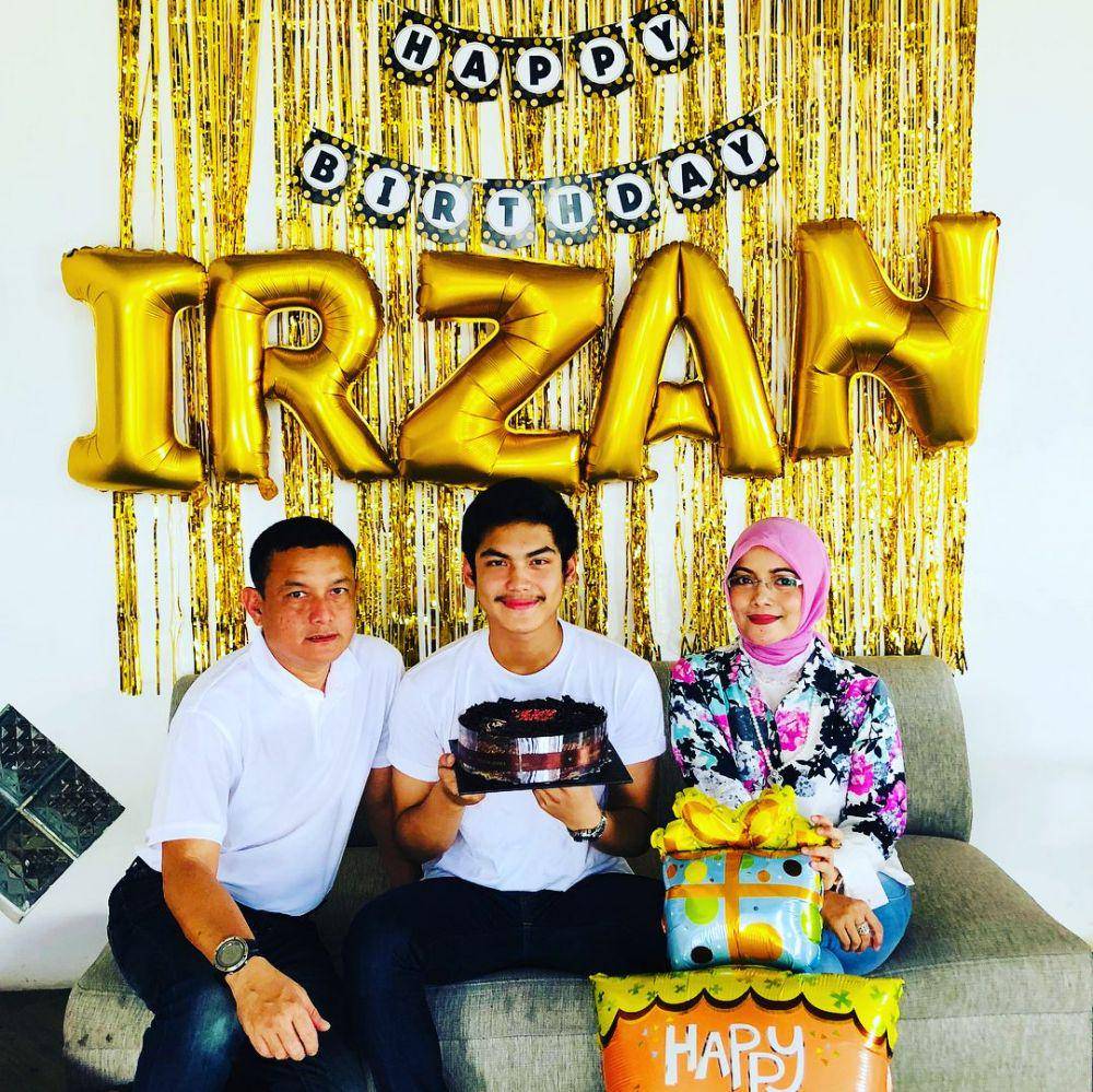 potret Irzan Faiq dan kedua orangtua (instagram.com/ratunadia19/)
