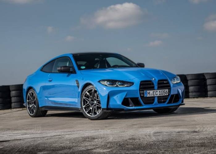 BMW M4 Coupé memiliki banyak persamaan dengan BMW M3 Sedan (press.bmwgroup.com)