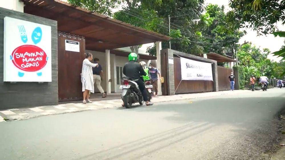 Warung Makan Gratis Baim Wong (youtube/Baim Paula)