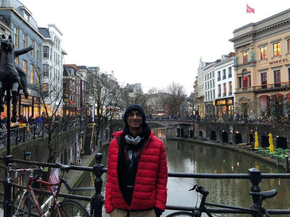 Izzat Assegaf (instagram.com/izzatassegaf)