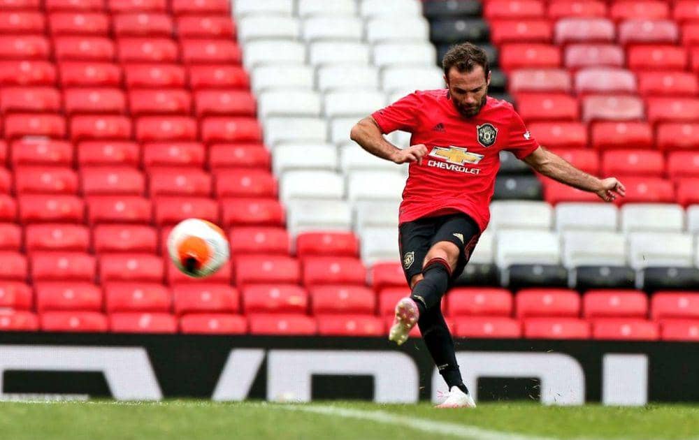 Juan Mata (twitter.com/juanmata8)