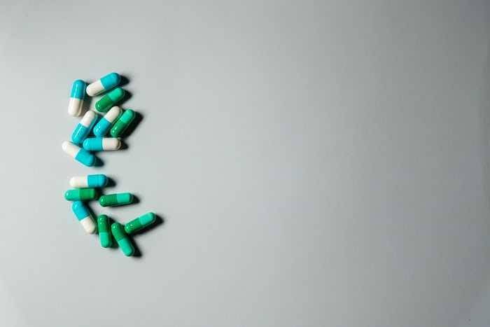 ilustrasi obat-obatan (unsplash.com/Wengang Zhai)