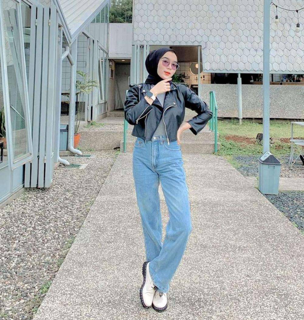 style hijab crop outer (instagram.com/vebrianieamz)
