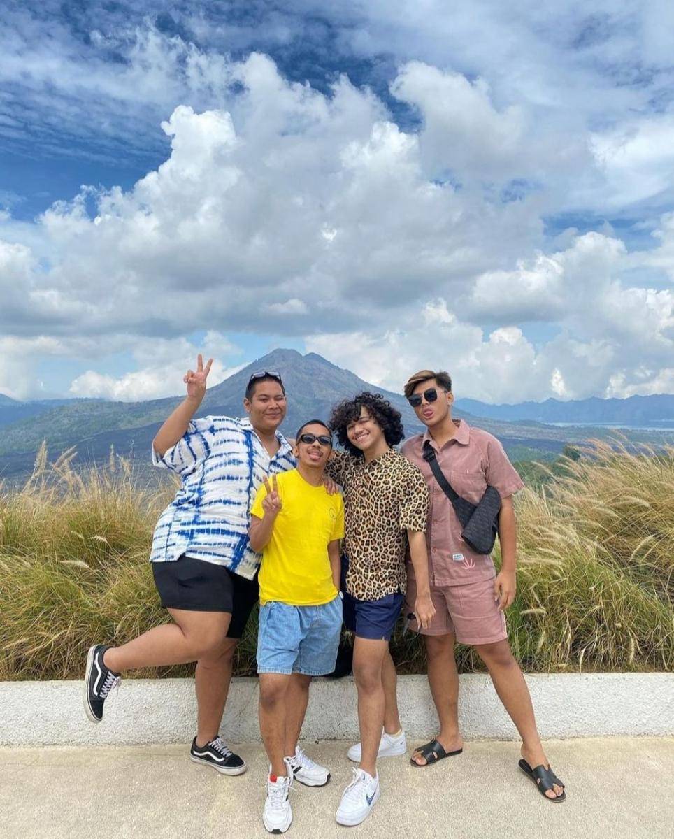 Geng Galaxy (instagram.com/gilangsamiadji)