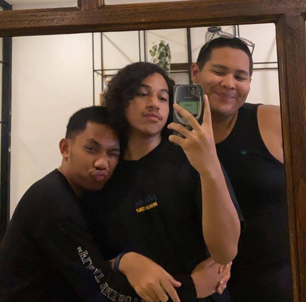 Geng Galaxy (instagram.com/gilangsamiadji)