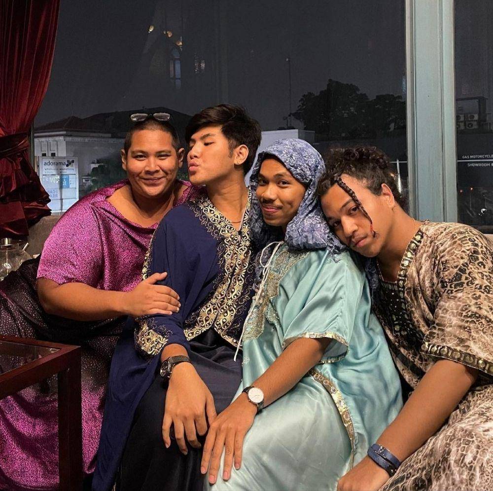 Geng Galaxy (instagram.com/gilangsamiadji)