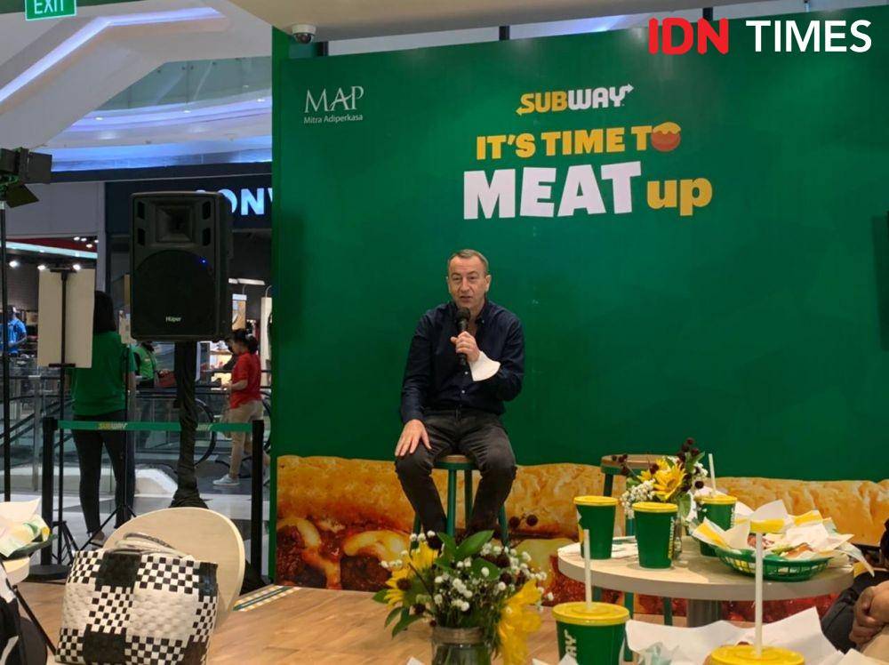 Anthony Cottan, President Director of MBA dalam acara peluncuran restoran terbaru Subway Indonesia (IDN Times/Dhiya Awlia Azzahra)