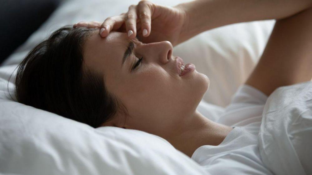 Normalkah Sering Berkeringat saat Tidur? Ini Penjelasan Medisnya!