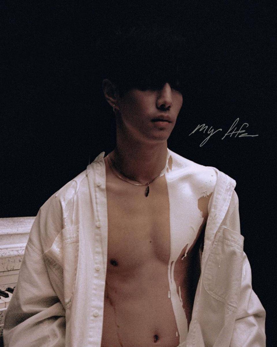 Single My Life (instagram.com/marktuan)