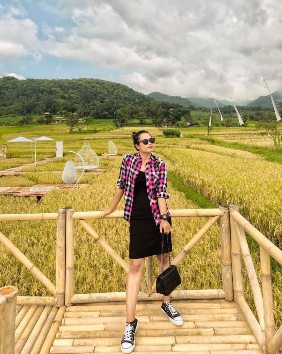 Menoreh Sky Bridge (instagram.com/kartikaaflo_)