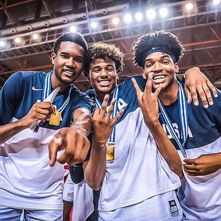 Evan Mobley dan rekan setim di FIBA World Cup U-19 (instagram.com/evanmobley4)