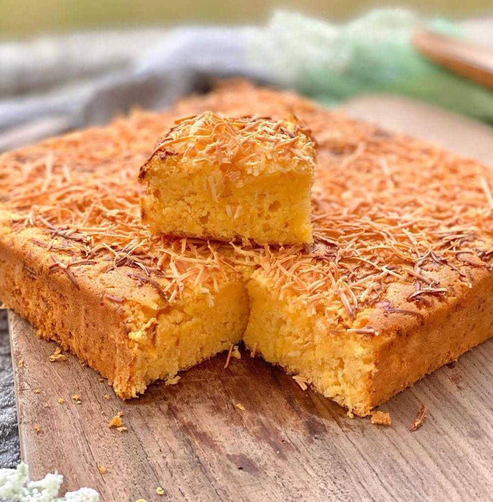 Resep Bolu Tapai Keju yang Simple, Manis, dan Gurih Gak Bikin Enek