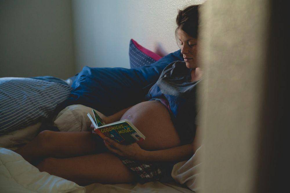 ilustrasi ibu hamil sulit tidur (pexels.com/Josh Willink)