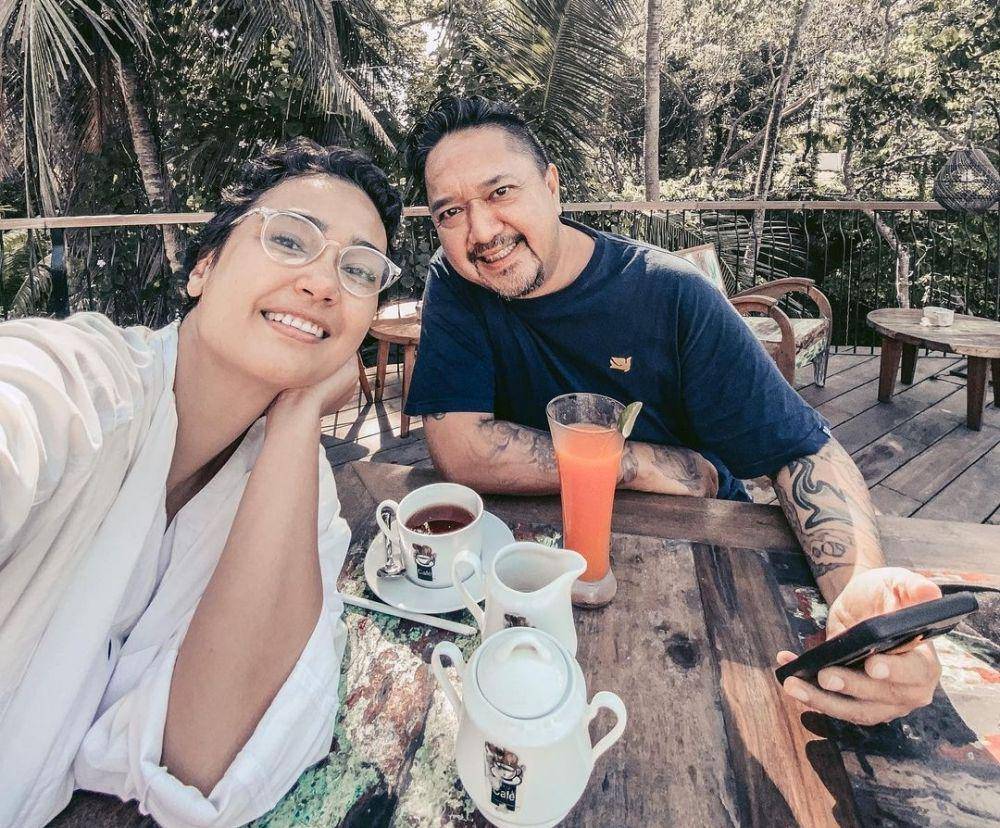 potret Feby Febiola bersama suami (instagram.com/febyfebiola)