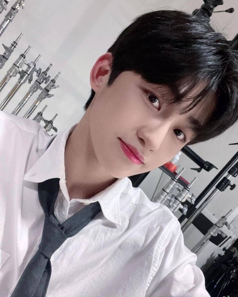 Jihoon anggota Trainee A (instagram.com/_trainee_a)
