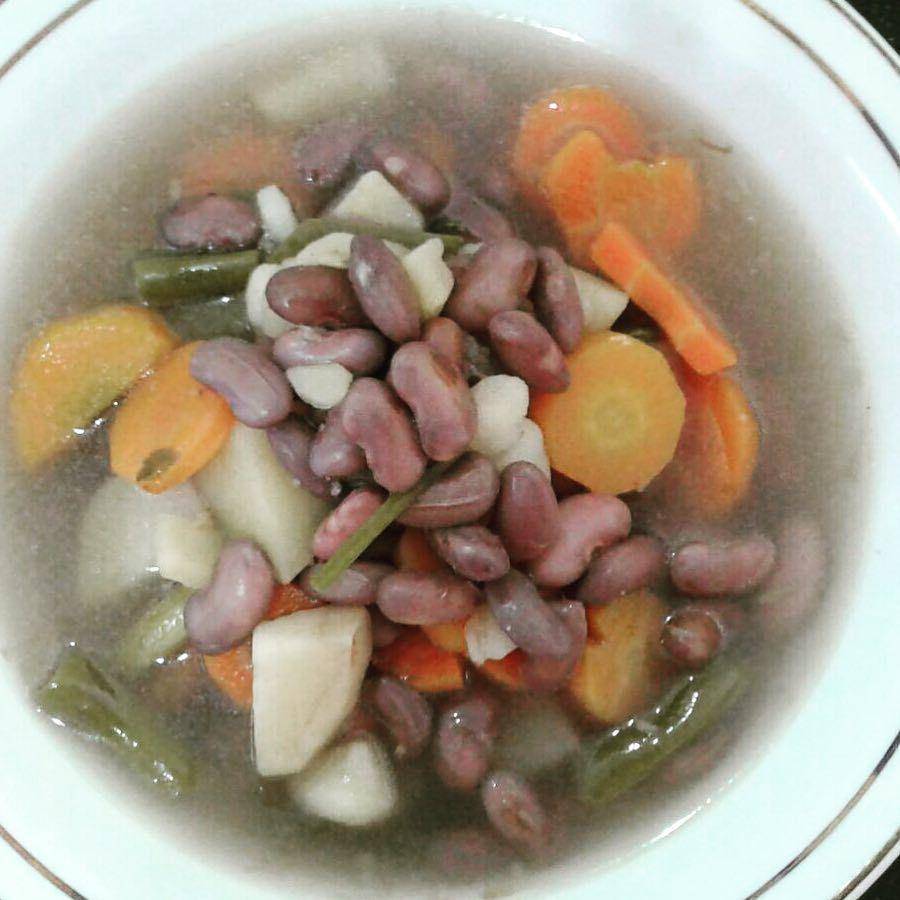potret hidangan sop kacang merah (instagram.com/kimberlycatering_)