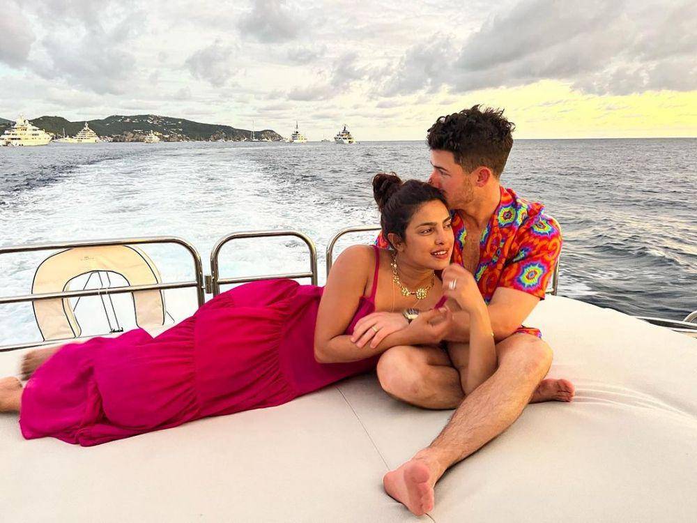 Priyanka Chopra dan Nick Jonas (instagram.com/priyankachopra)