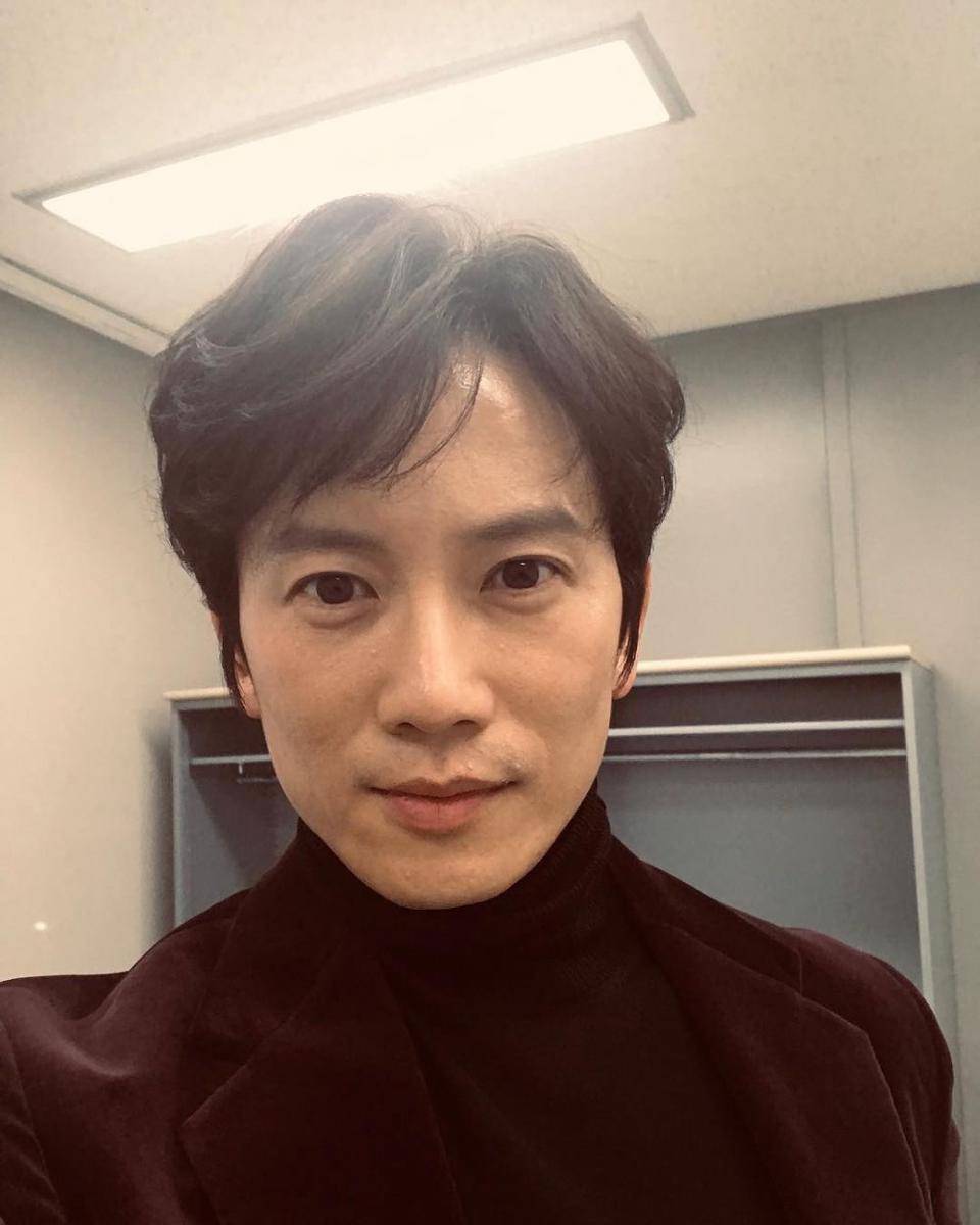 Ji Sung (instagram.com/justin_jisung)