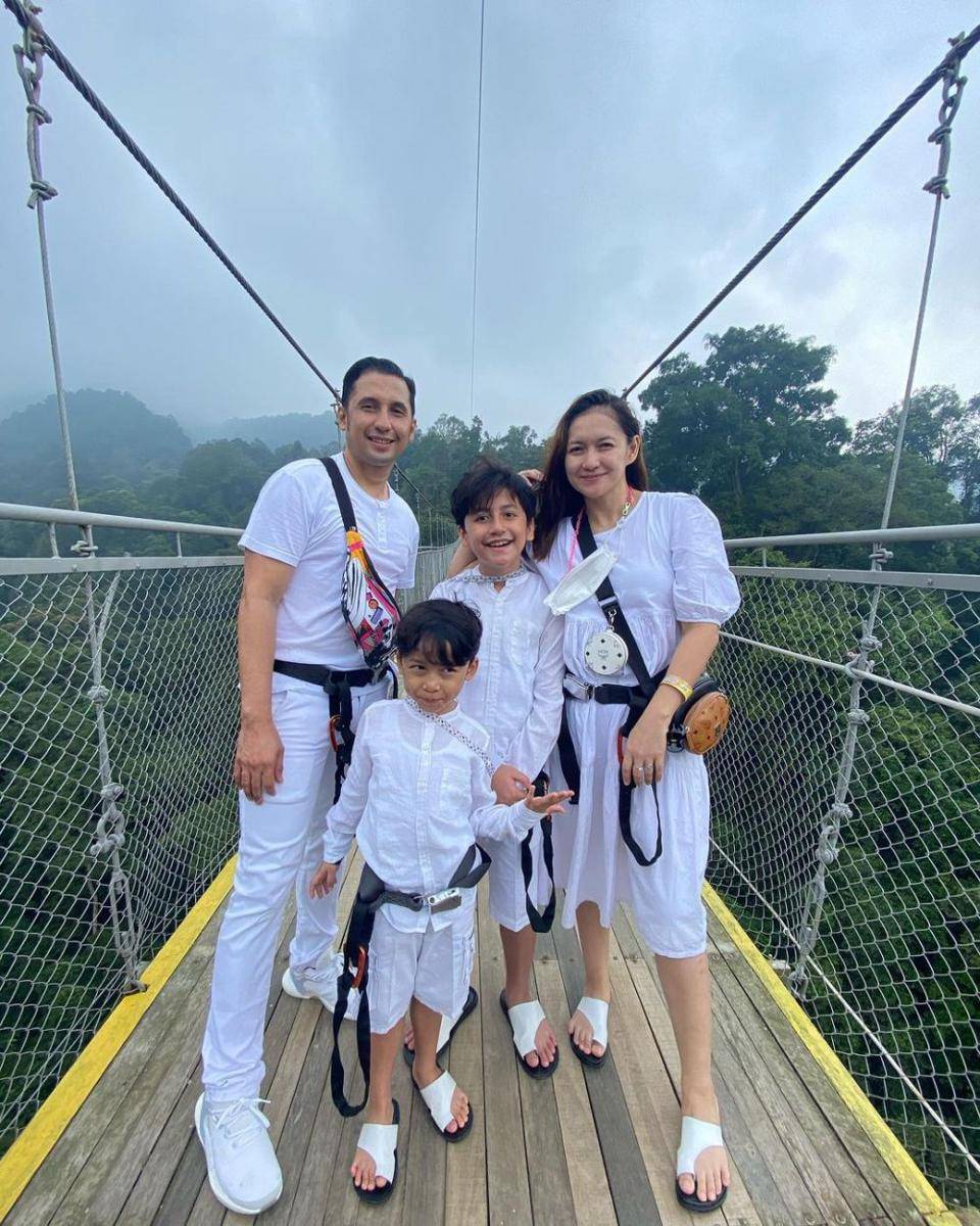 potret keluarga Corry Pamela (instagram.com/corrypamela)