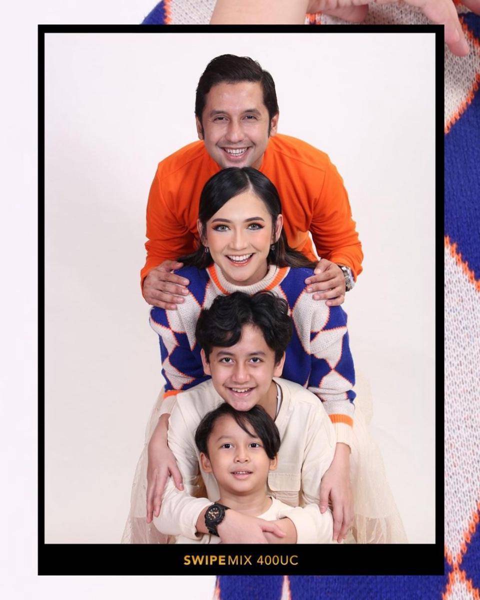 potret keluarga Corry Pamela (instagram.com/corrypamela)