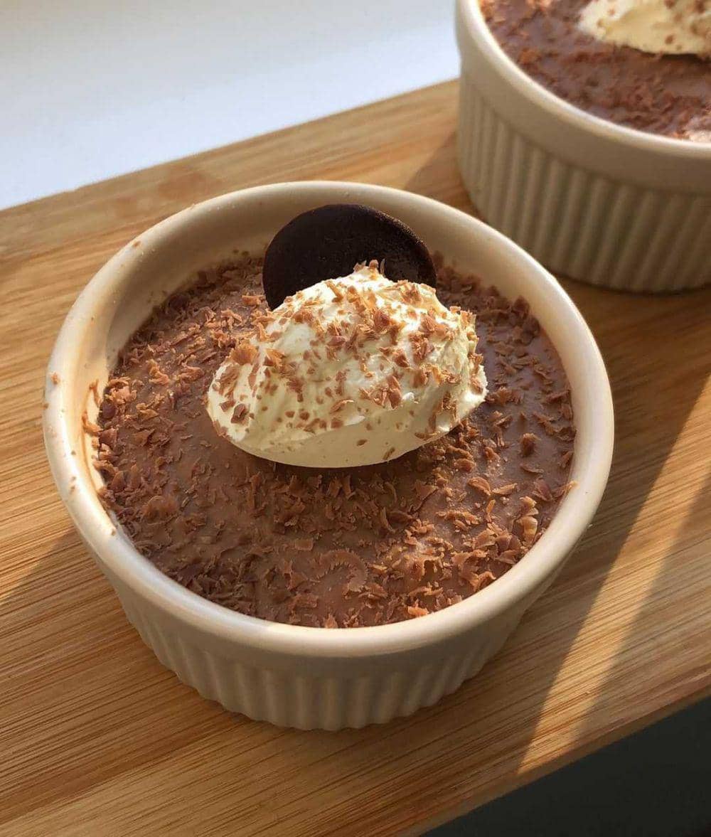 ilustrasi chocolate mousse (instagram.com/_emilymakes)