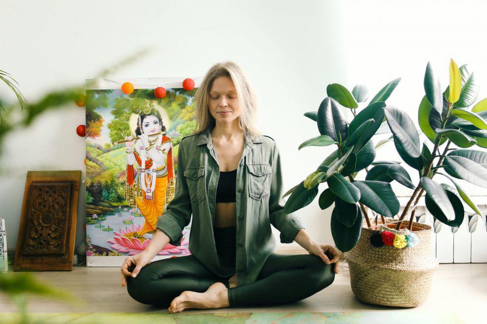 ilustrasi orang relaksasi (pexels.com/Polina Tankilevitch)