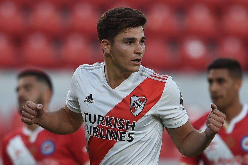 9 Potret Julian Alvarez, Calon Suksesor Aguero di Manchester City