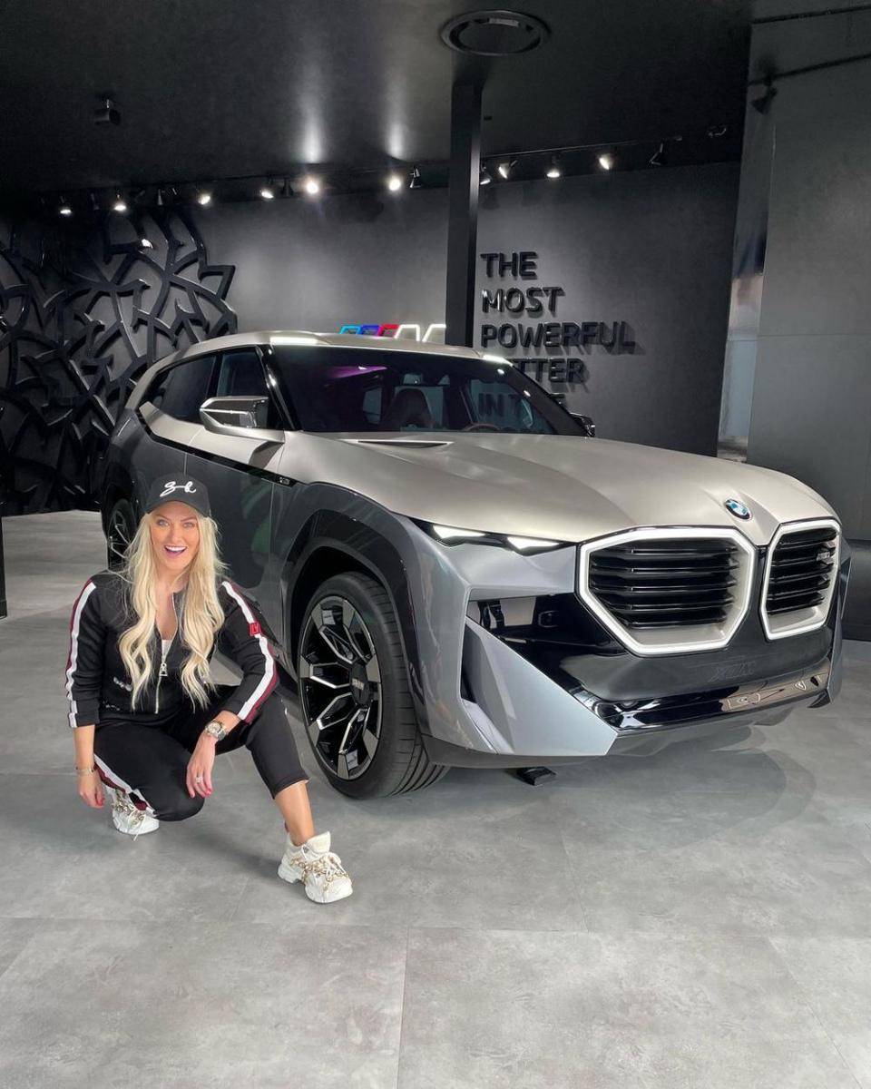 Alexandra Mary Hirschi (instagram.com/supercarblondie)