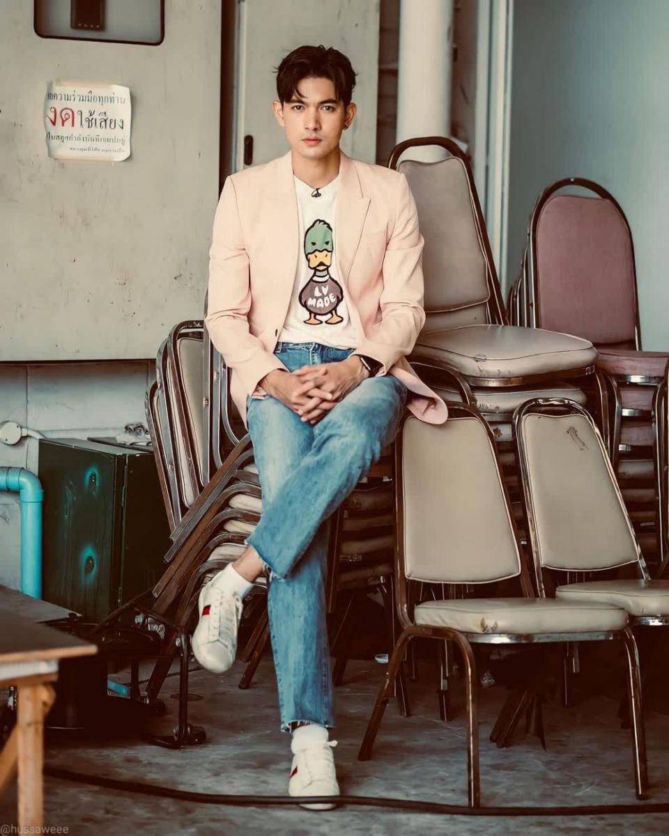 Inspirasi outfit outer ala Kem Hussawee (instagram.com/husaweee)