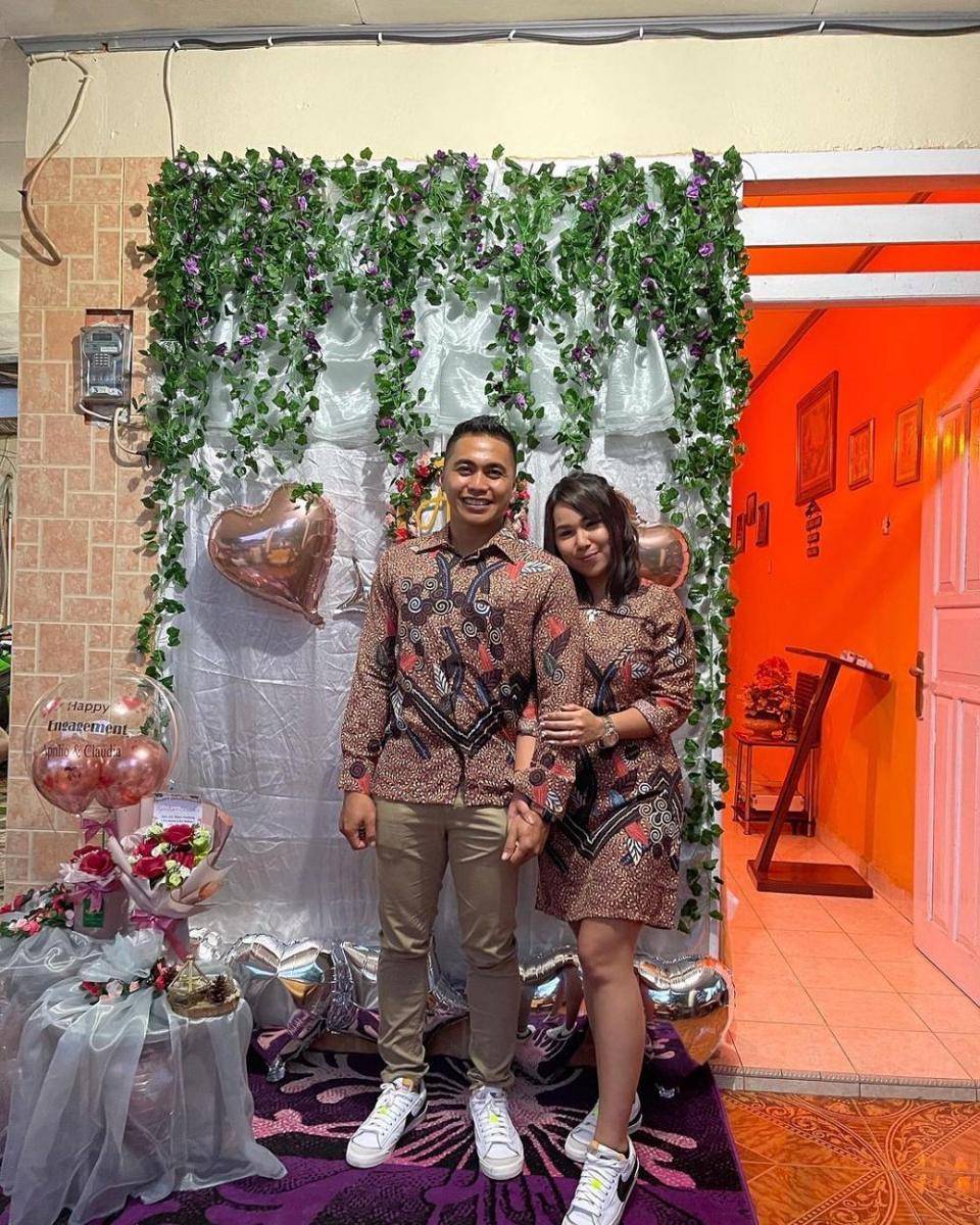 momen tunangan Aprilio Manganang dan Claudya (instagram.com/c.cvanrhyn)