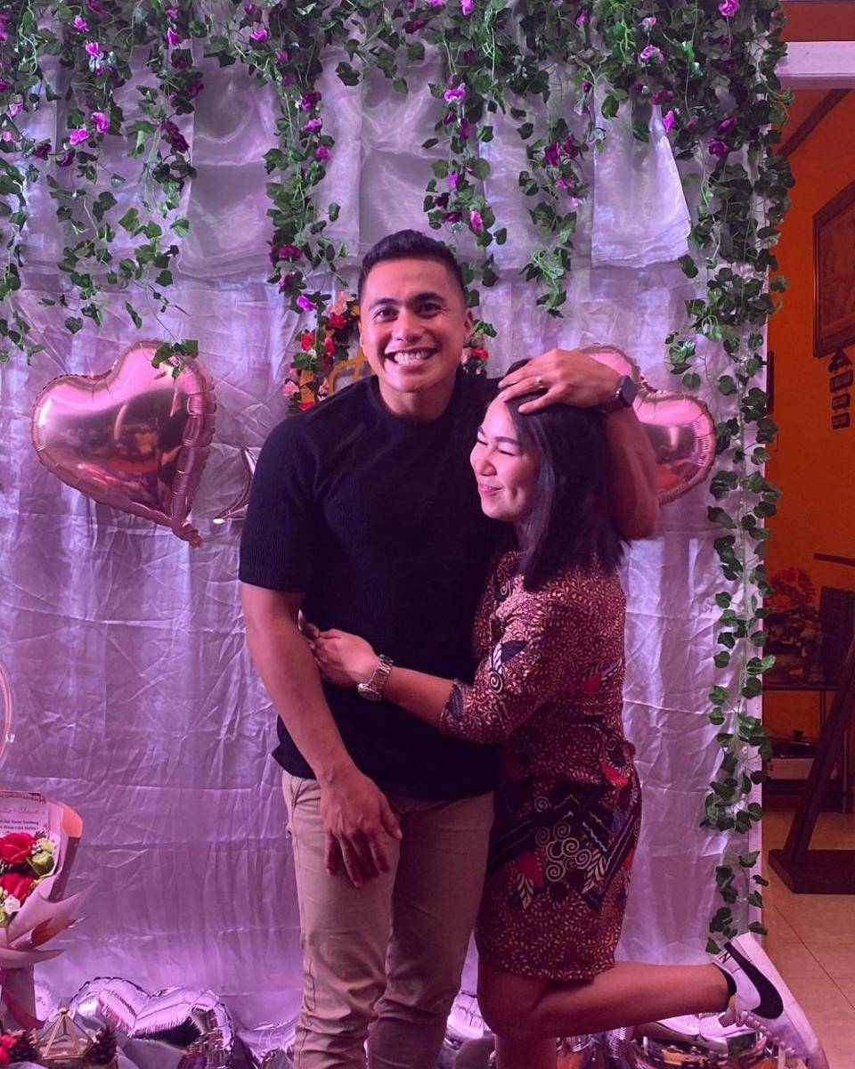 momen tunangan Aprilio Manganang dan Claudya (instagram.com/c.cvanrhyn)