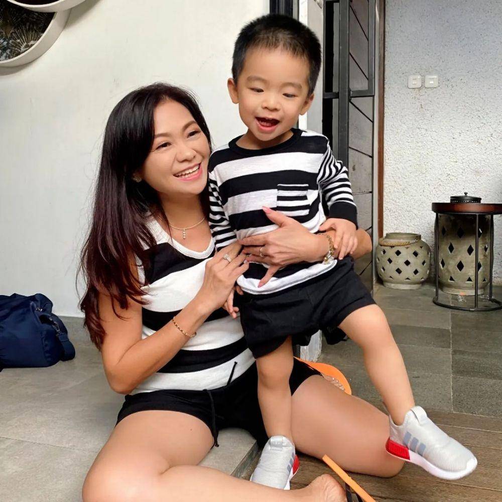 potret Oma Puspa dan Neil cucunya (instagram.com/puspadewihc)