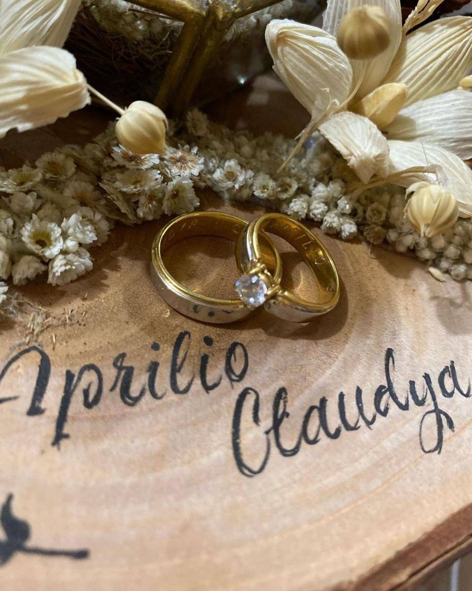 momen tunangan Aprilio Manganang dan Claudya (instagram.com/c.cvanrhyn)