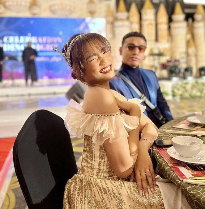 gaya Fuji bak putri dongeng (instagram.com/fuji_an)