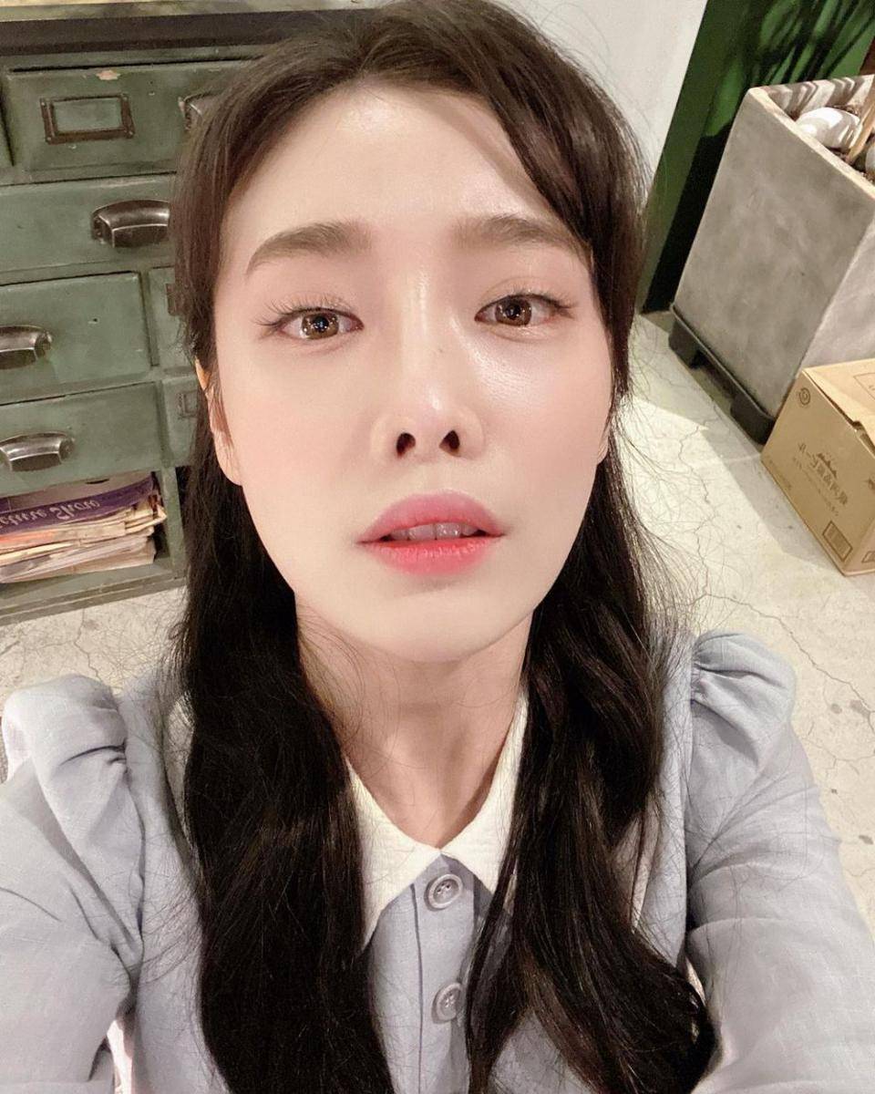 Kim Hieora (instagram.com/hiiiii_o.o_ps)