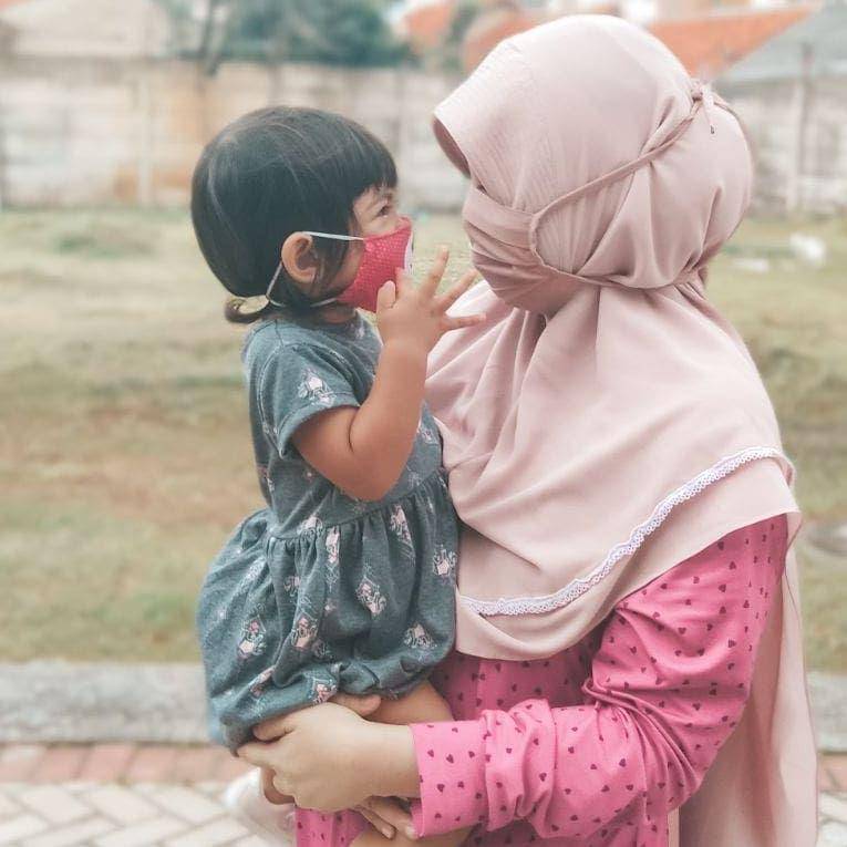 potret Risty Tagor dan putrinya (instagram.com/ristytagor)