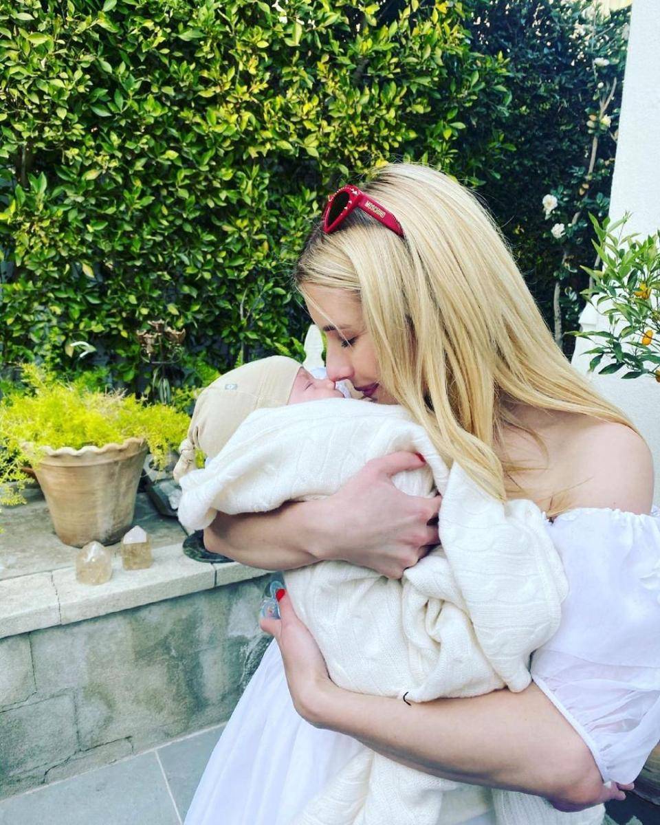 Emma Roberts (Instagram.com/emmaroberts)