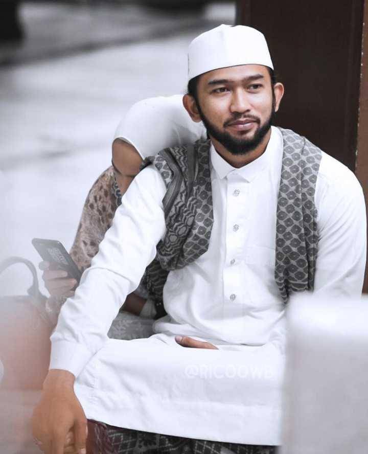 ustadz alfie alfandy (instagram.com/alfiealfandy)