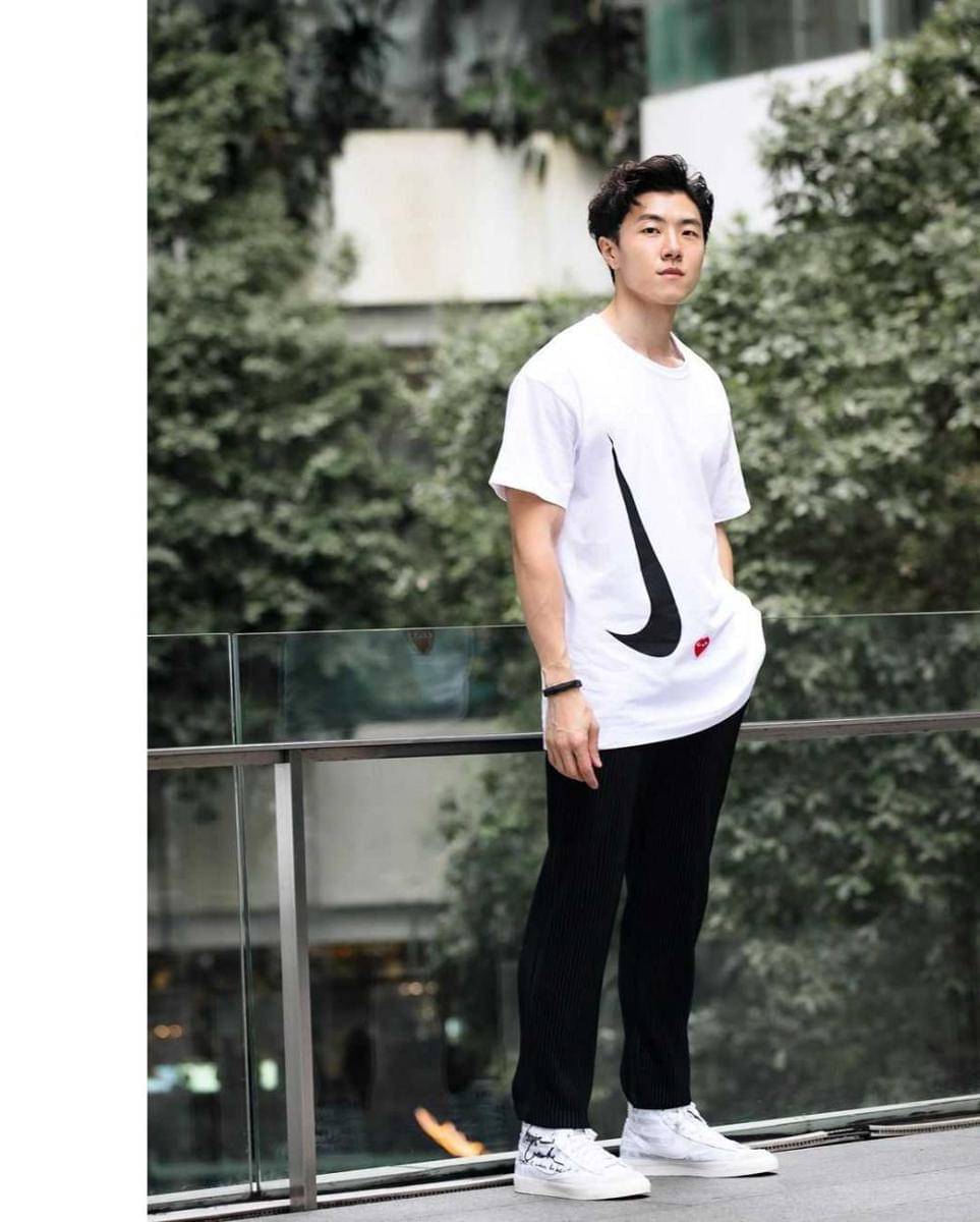 outfit kasual ala Chao Chavalit (instagram.com/chao_ctn)