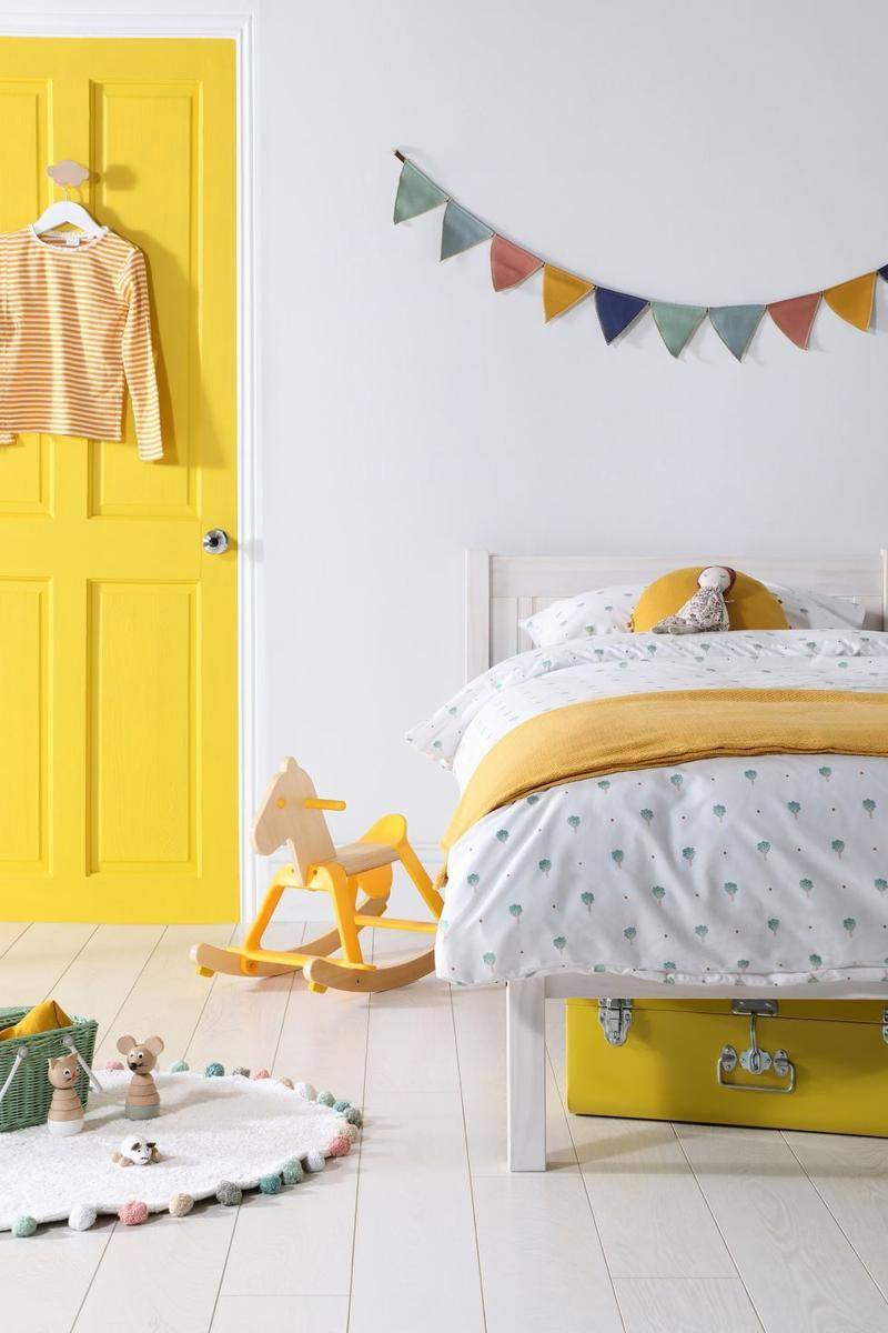 ide dekorasi kamar tidur anak perempuan (housebeautiful.com)