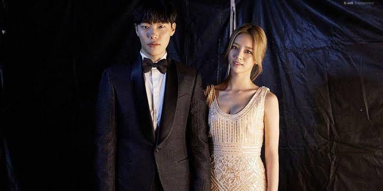 Ryu Jun Yeol dan Lee Hyeri (allkpop.com)