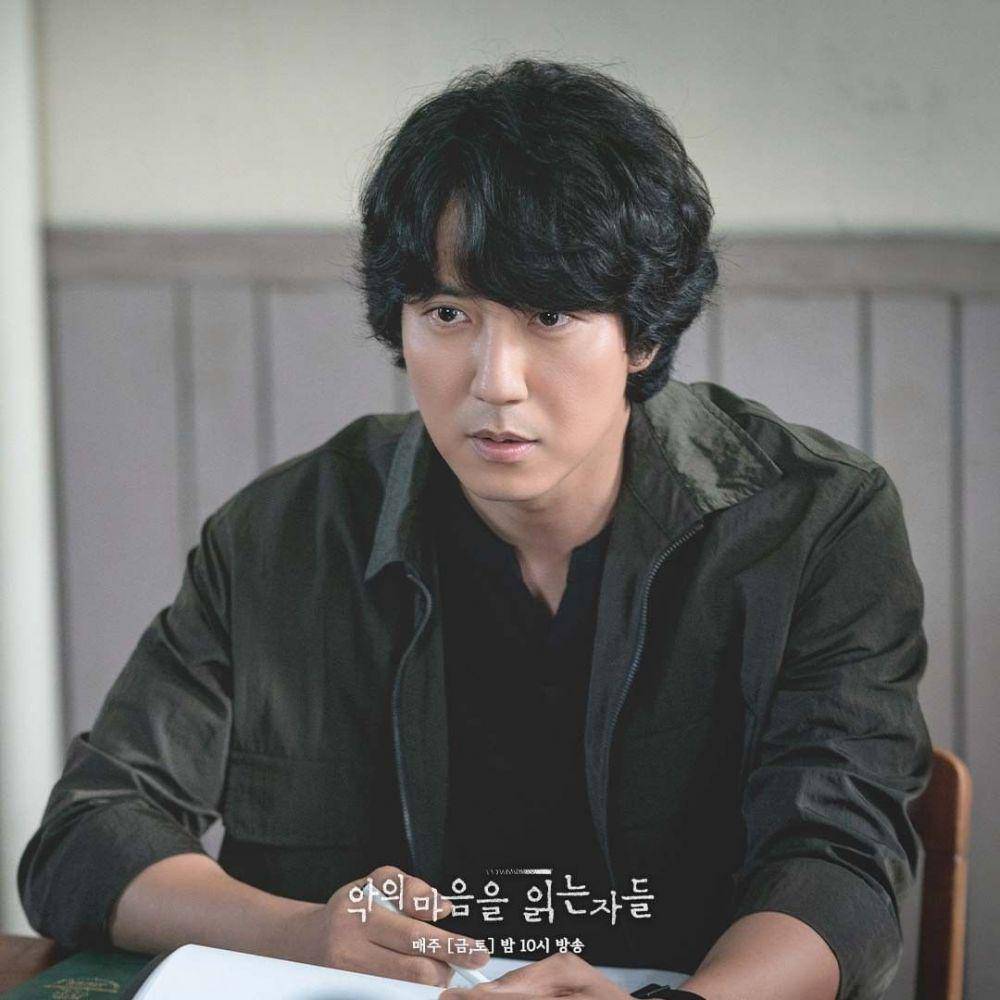 Kim Nam Gil di Through the Darkness (instagram.com/sbsdrama.official)