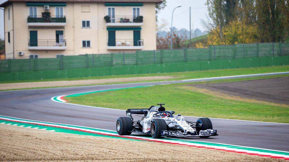 Yuki Tsunoda saat tes di Imola pada 2020 (formula1.com)