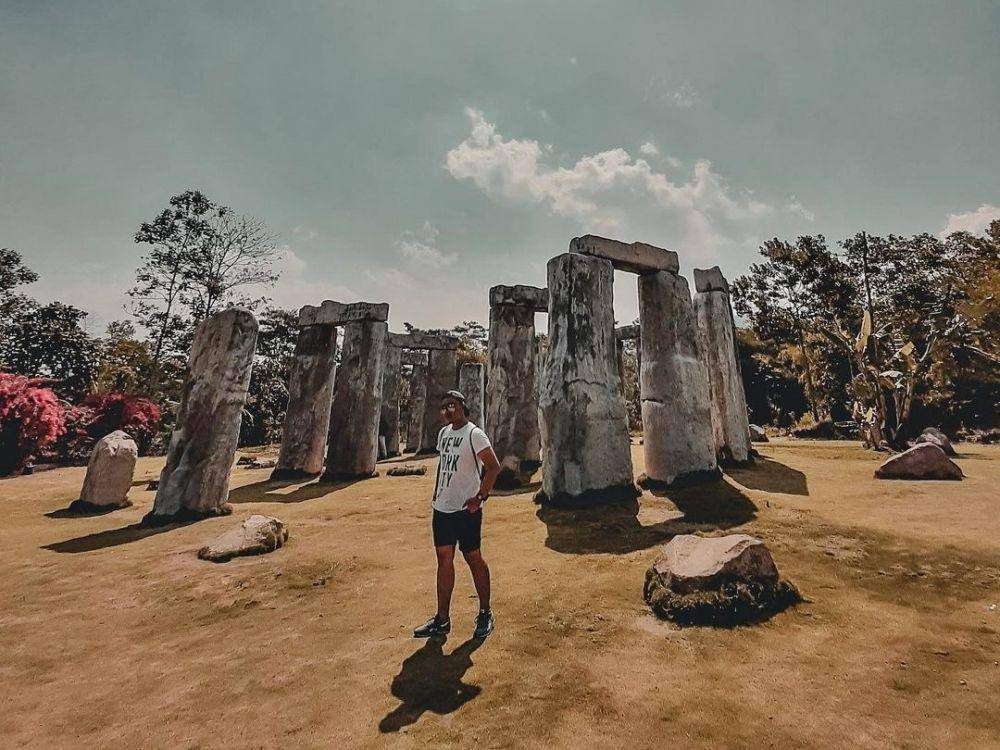 Stonehenge Cangkringan (instagram.com/rizkimuhammad2710)
