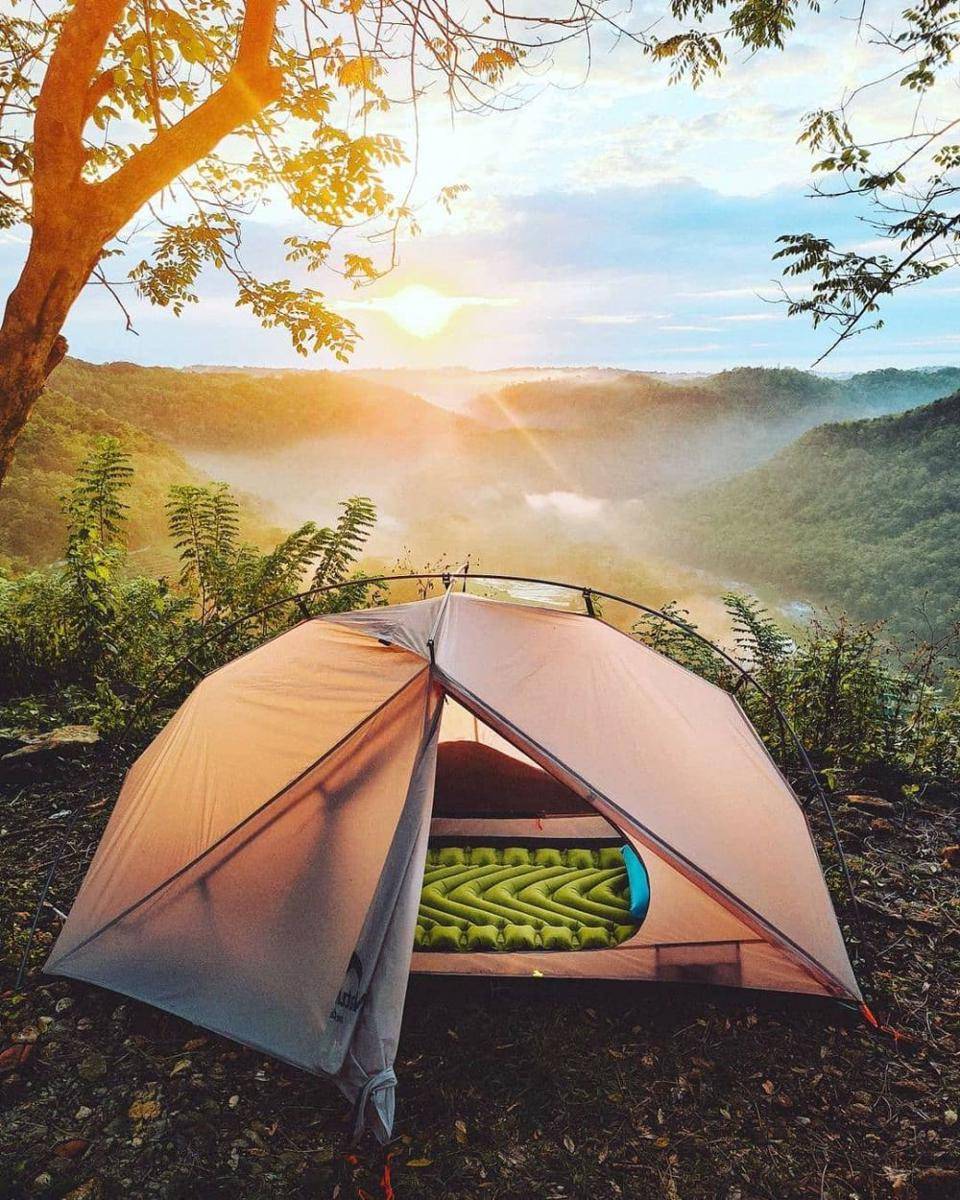 Watu Mabur Camp (instagram.com/romeography)
