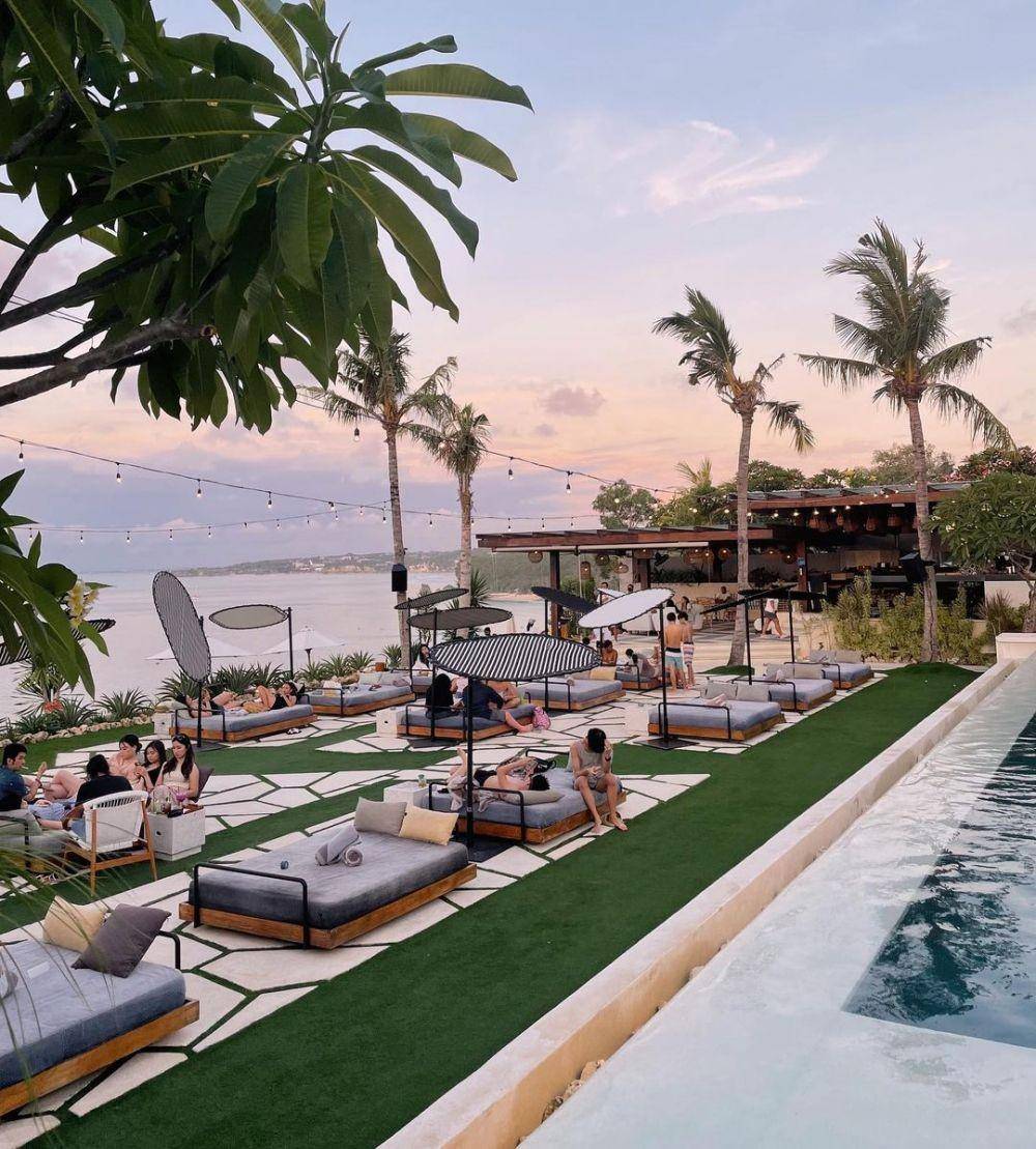Ulu Cliffhouse, Bali (instagram.com/ulucliffhouse)