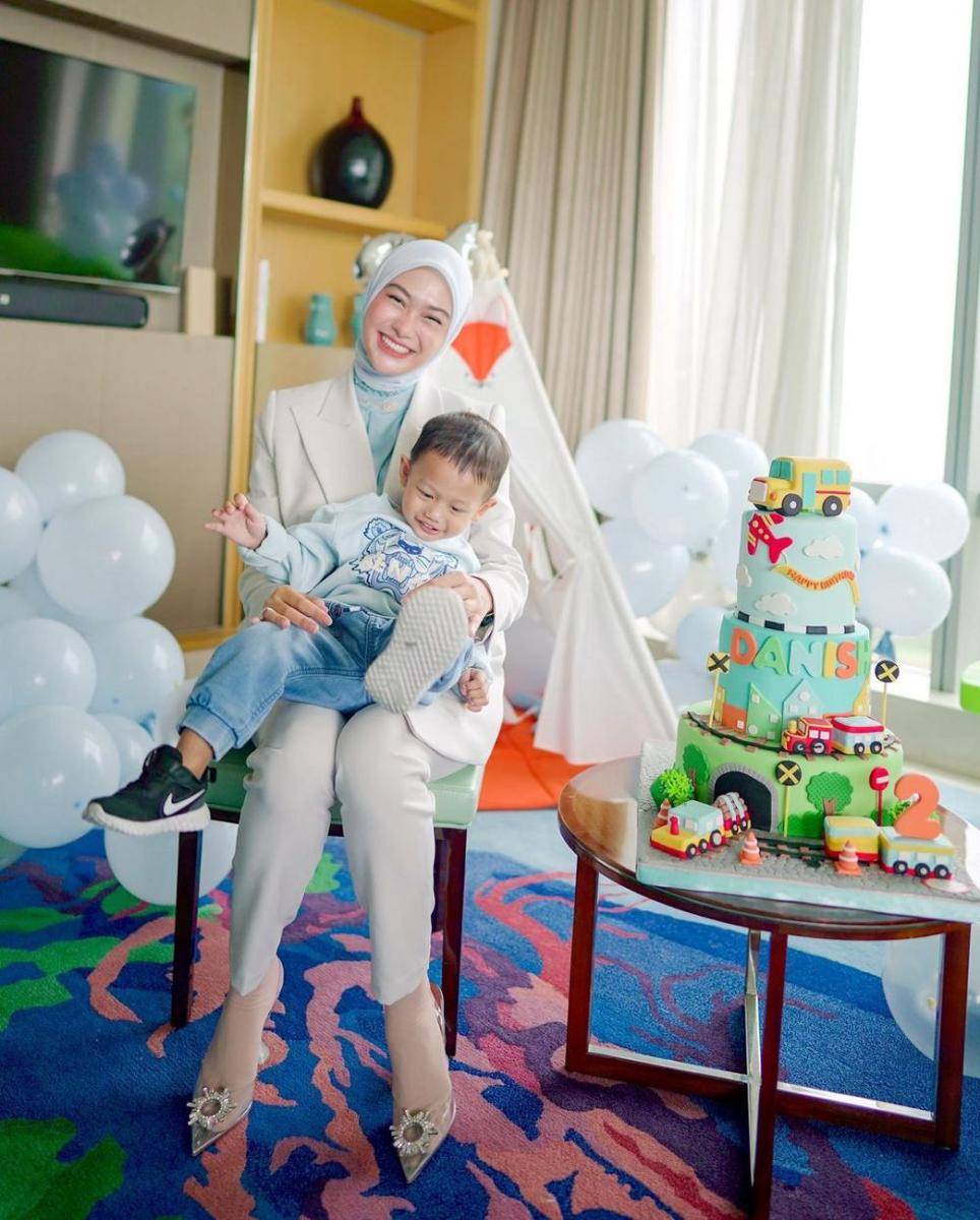 potret Indah Nada Puspita dan buah hati (instagram.com/indahnadapuspita)