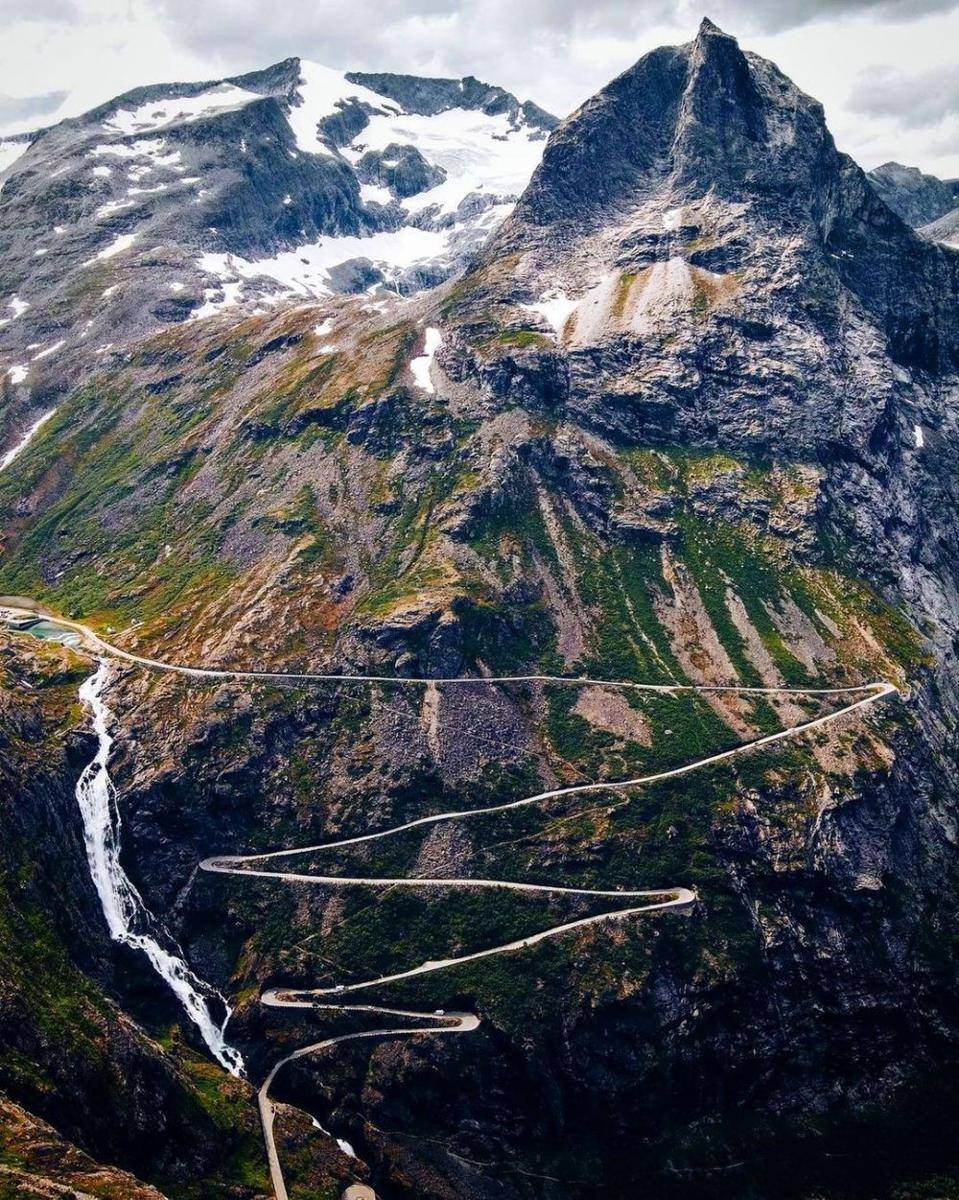 Trollstigen Mountain Road (instagram.com/laboonthewhale)