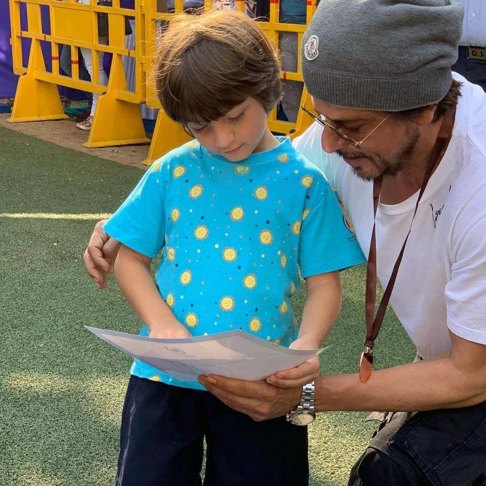 Shah Rukh Khan dan Abram Khan (instagram.com/iamsrk)