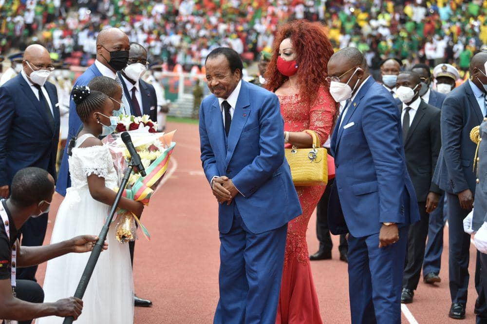 Presiden Kamerun Paul Biya saat menghadiri pembukaan Piala Afrika 2021 pada Minggu (9/1/2022). (twitter.com/PR_Paul_BIYA)